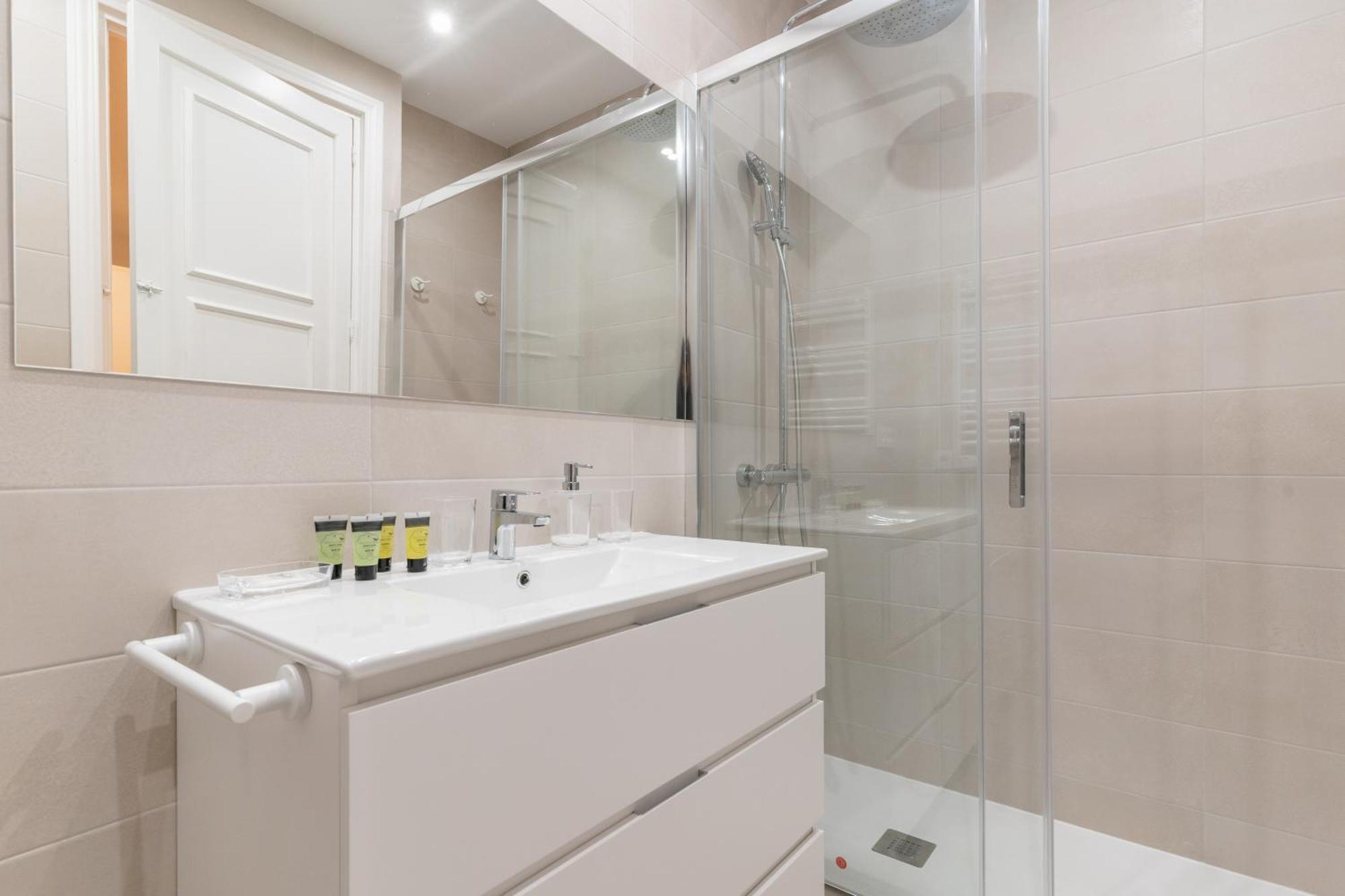 Spacious Central-3Bedrooms 3Bathrooms-Sol Madrid Luaran gambar
